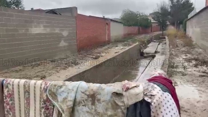 Una tromba de agua inunda Hormigos: casas anegadas y coches arrastrados