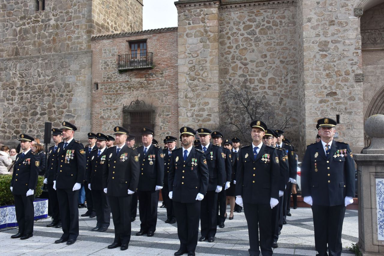 Talavera celebra los 200 años de historia de la Policía Nacional 