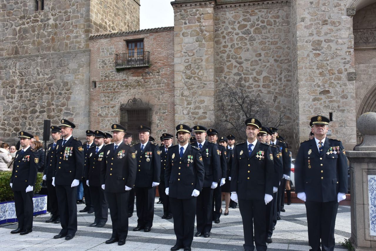 Talavera celebra los 200 años de historia de la Policía Nacional