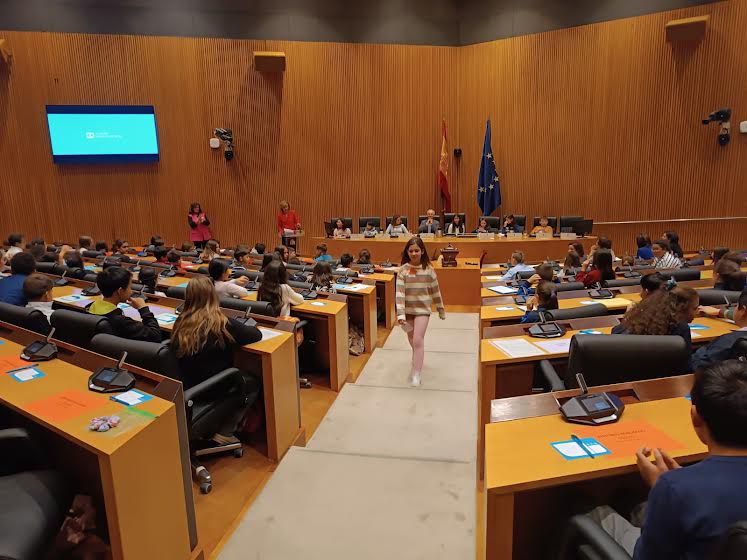 El CEIP Antonio Machado de Talavera visita el Congreso de los Diputados