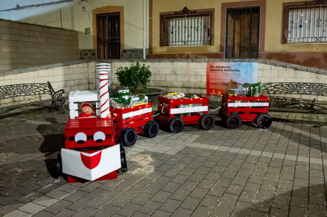 Decoración navideña en Villar de Cañas 