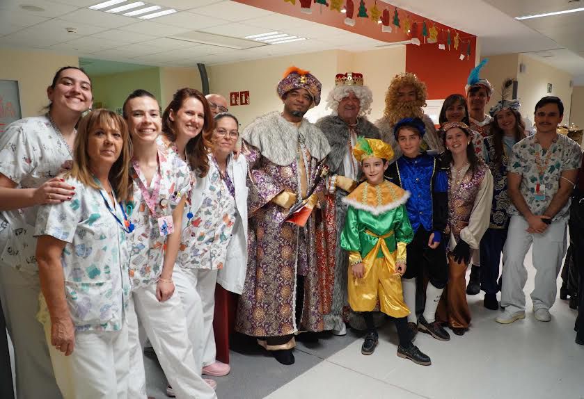 Los Reyes Magos traen alegría a los niños hospitalizados en Toledo y Talavera