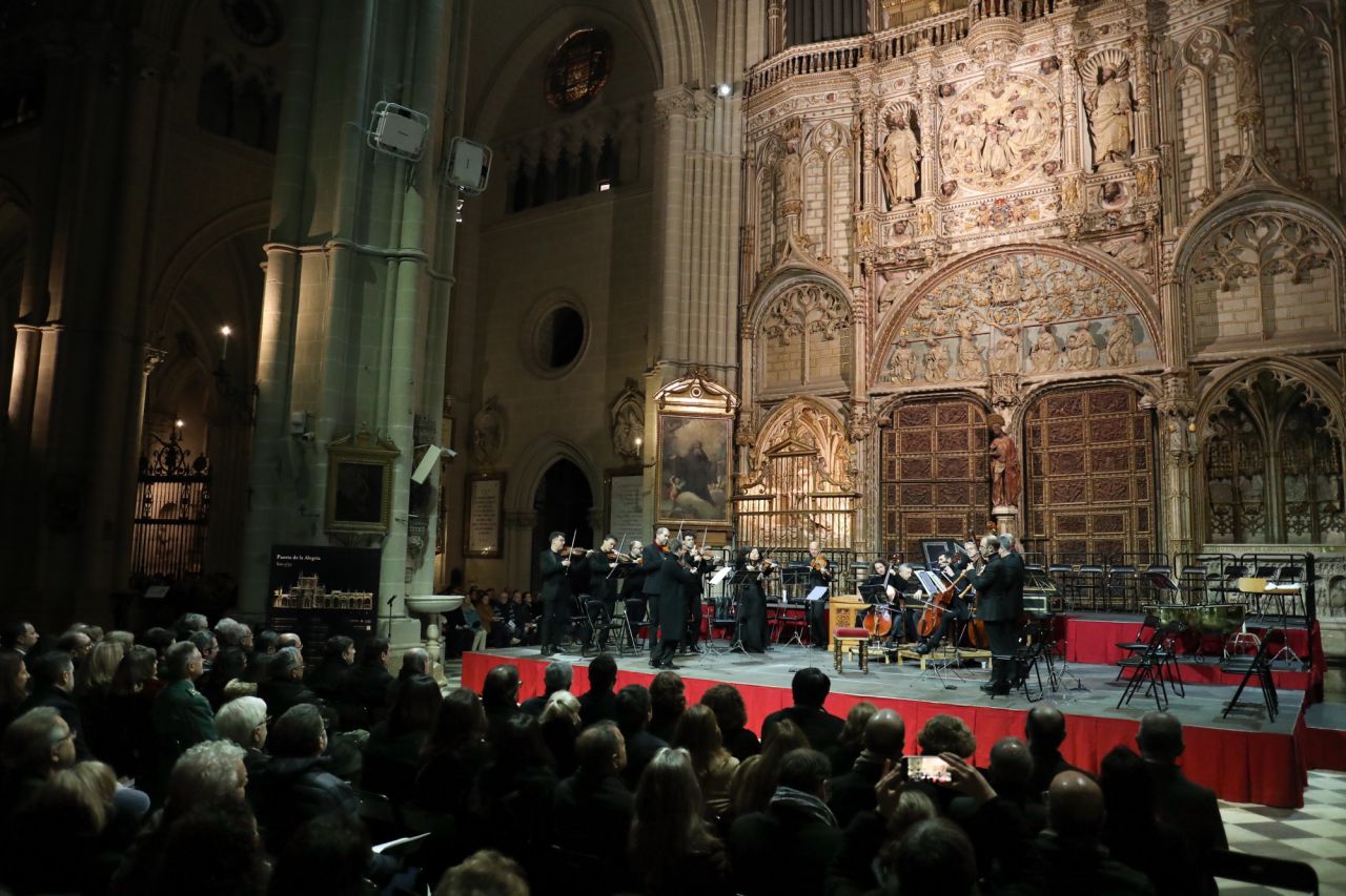 Catedral de Toledo acogió un concierto a favor de la AECC