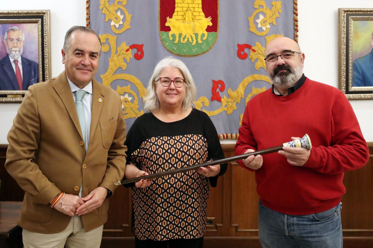 El alcalde de Talavera rinde homenaje a empleados jubilados del Ayuntamiento