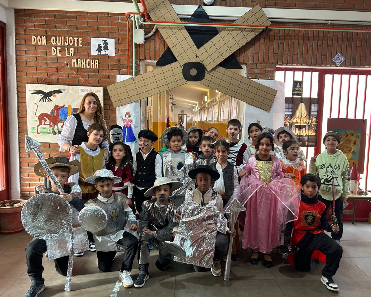 Talavera: El Colegio Antonio Machado transforma el carnaval en un viaje literario