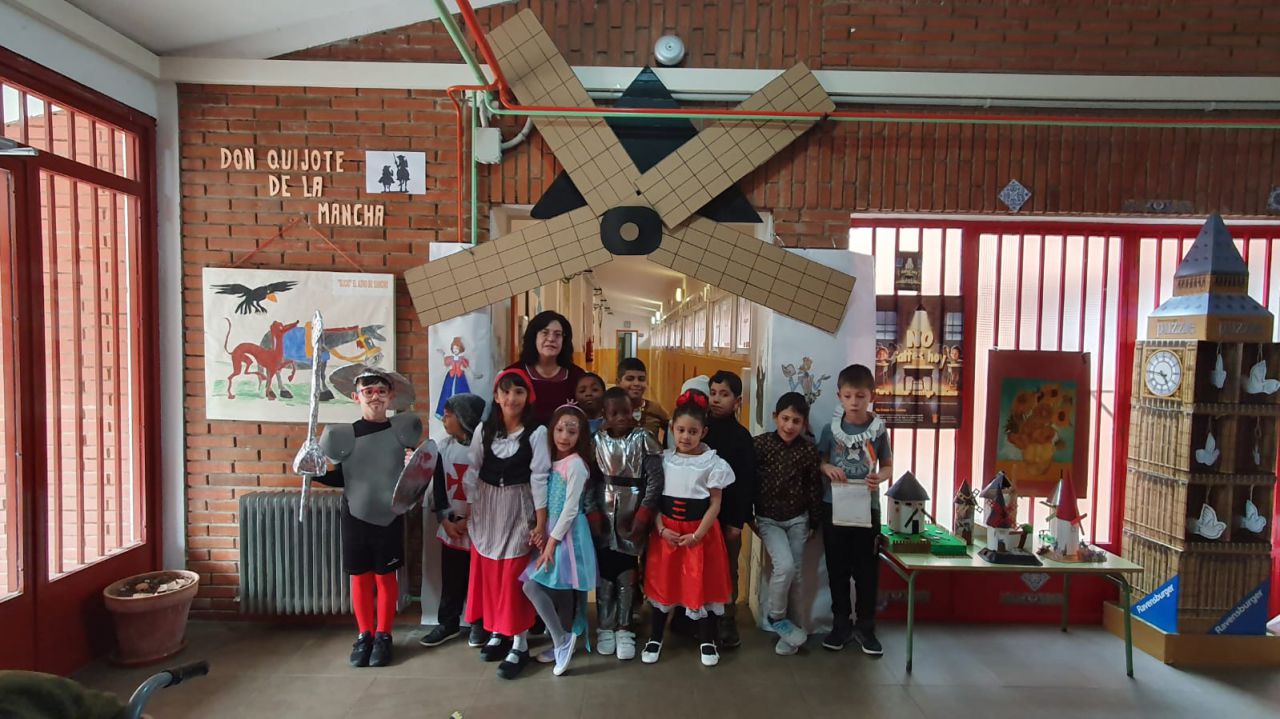 Talavera: El Colegio Antonio Machado transforma el carnaval en un viaje literario