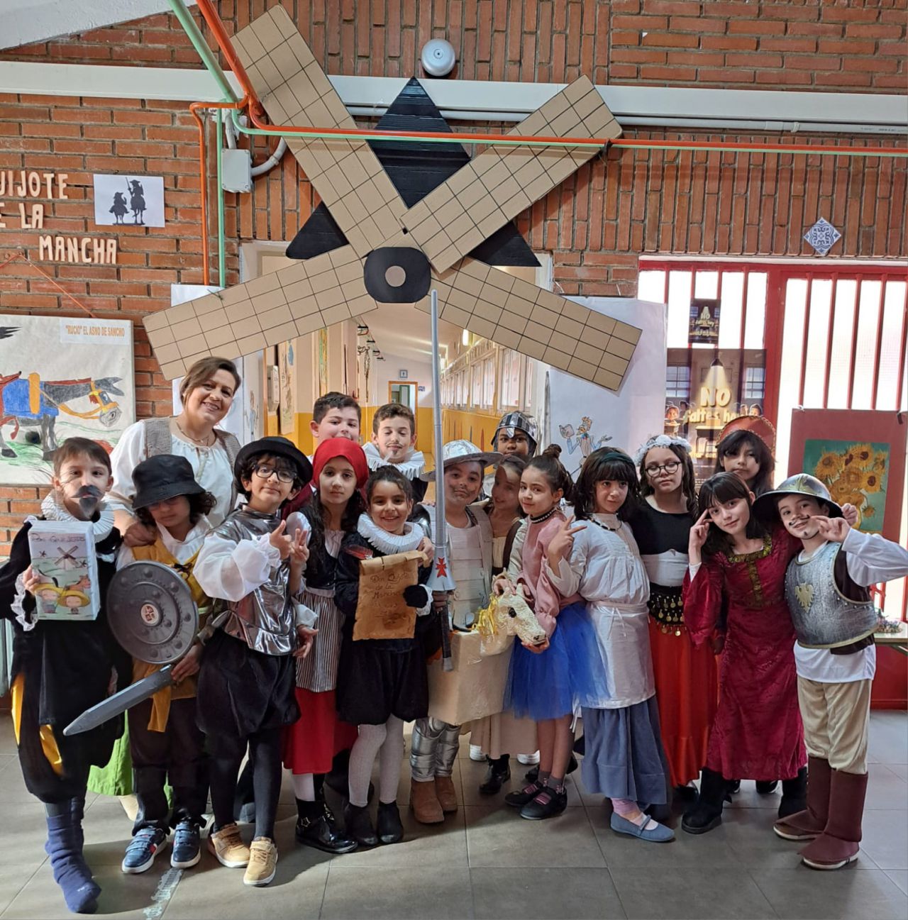 Talavera: El Colegio Antonio Machado transforma el carnaval en un viaje literario