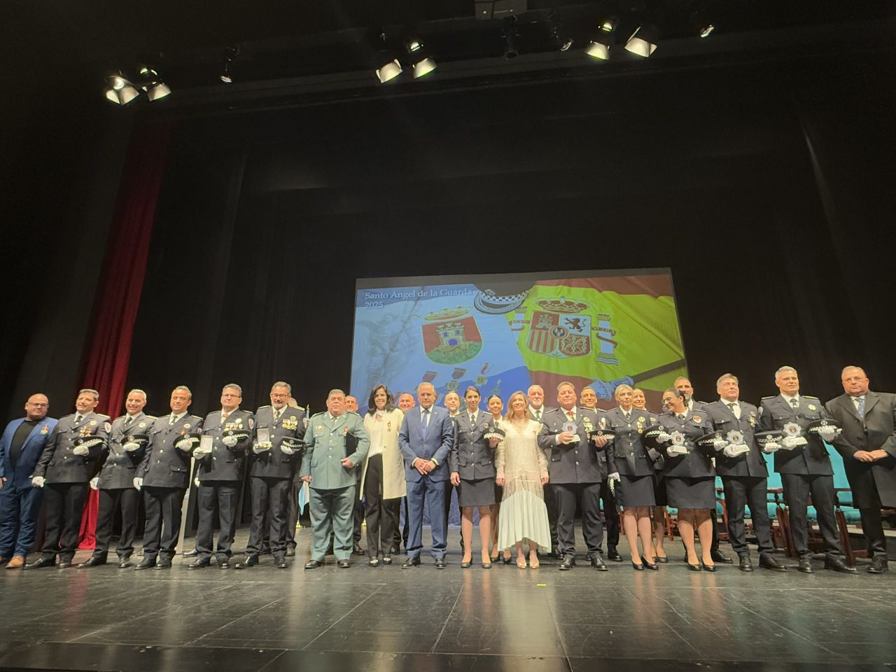 a Policía Local de Talavera celebra su patrón: emoción y muchas fotos