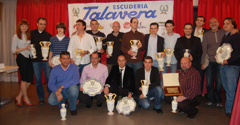 Foto de familia de los pilotos premiados. (Foto: Carlos Granda)