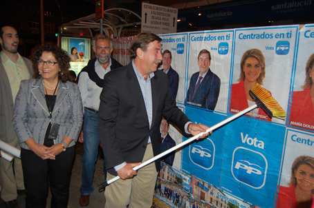 Lago, acompañado de Ramos y Riolobos, iniciando la campaña. (Foto: C.G.)