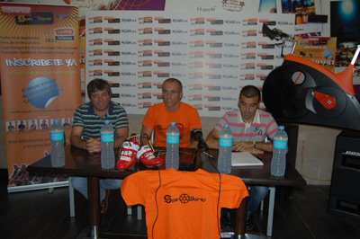 Salinas, Prieto y Fernández durante la presentación del evento deportivo. (Foto: J.F.)