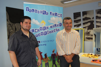 Daniel Tito y José Luis Muelas durante la presentación en la Casa de la Juventud. (Foto: J.F.)