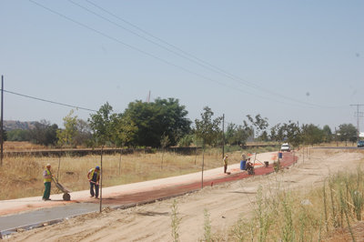 Los operarios ya están manos a la obra con este nuevo tramo. (Foto: F.P.)