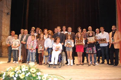 Foto de familia de los premiados y reconocidos en esta gala deportiva. (Foto: G.O.)