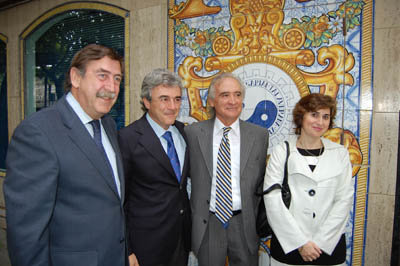 Lago, Esteban, Arbeloa y Luqui a las puertas de la sede de FEPEMTA. (Foto: Carlos Granda)