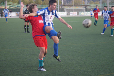 Aarón fue clave en la vitoria blanquiazul en el Diego Mateo 'Zarra'. (Foto: D.M.)