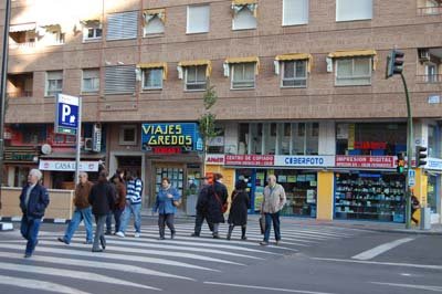 Los ciudadanos podrán ser multados si desobedecen las órdenes viales o de los elementos verticales. (Foto: J.F.)