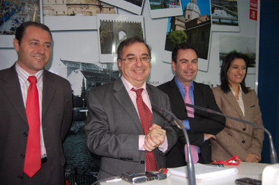 González, Mora, Gutiérrez y Vetas en la sede del PSOE de Talavera. (Foto: J.F.)