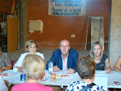 Los ediles durante su reunión en Patrocinio. (Foto: LVDT)