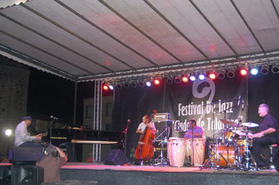 El gran Chucho Valdés abarrotó la Plaza del Pan en la edición de 2011.    (Foto: J.F.)