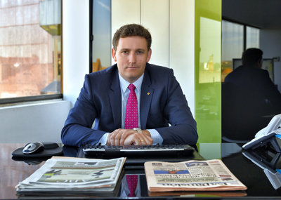 El director general de la entidad financiera regional, Víctor Manuel Martín. (Foto: LA VOZ DEL TAJO. )