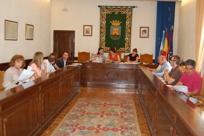 Imagen de la última reunión de la Mesa el pasado viernes. (Foto: J.F.)