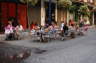 Discrepancias entre gestores y hosteleros sobre el resultado de las terrazas. (Foto: M.M.)