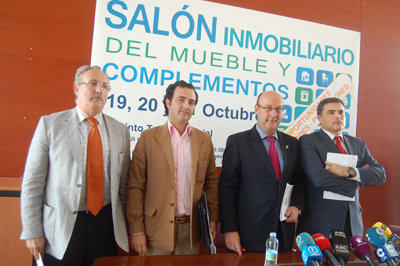 Granados, Moreno, Castillo y De Antonio durante la presentación. (Foto: Carlos Granda)