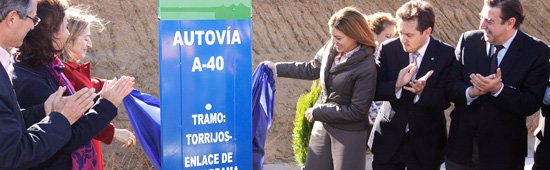 Mª Dolores Cospedal y Ana Pastor inauguran el nuevo tramo de la A-40