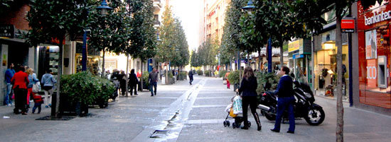 Una vez más los comercios regentados por trabajadores autónomos sufren esta caída por encima de la media, -16% con respecto a agosto del año pasado