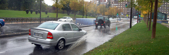 La lluvia deja zonas totalmente anegadas en Talavera la Nueva este martes