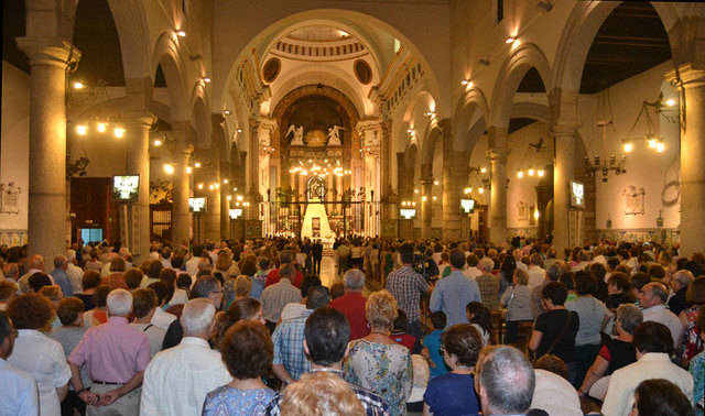 Cientos de talaveranos renuevan su compromiso con la Virgen del Prado en el día de la Patrona