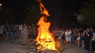 Un vecino reclama al Ayuntamiento por las quemaduras que sufrió su hija de 4 años en la hoguera de San Juan