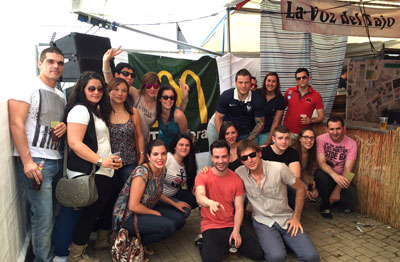 El equipo de McDonald's Talavera ya disfruta de las Ferias de San Isidro en la Caseta de La Voz del Tajo