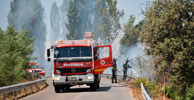 Un incendio en la zona de Espinosillo crea problemas a vecinos del lugar para acceder a sus parcelas