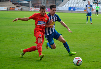 El Talavera remonta y logra una victoria balsámica ante el Fuenlabrada de Morientes