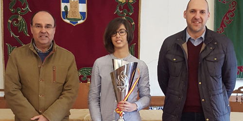 David Gómez se reúne con la campeona de España de Pesca de Agua Dulce 2015, Lara Zapardiel