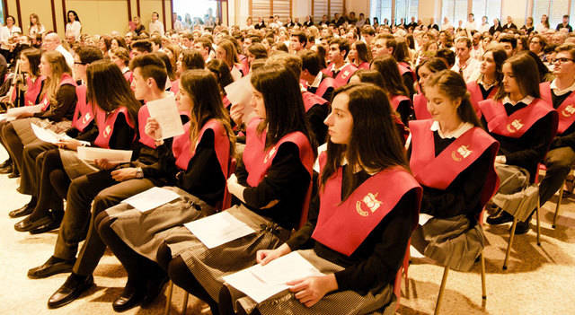 Brillante graduación en las Agustinas