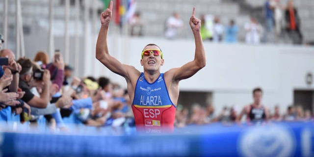 Fernando Alarza reina a lo grande en Ciudad del Cabo