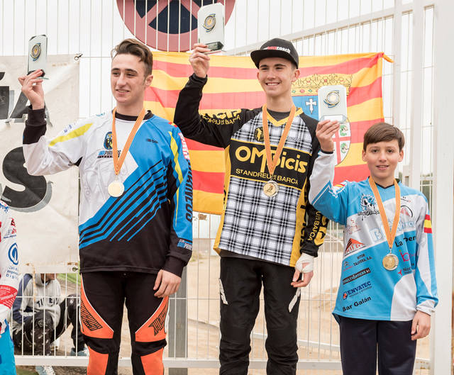 Oro y bronce para el BMX Talavera en Aragón