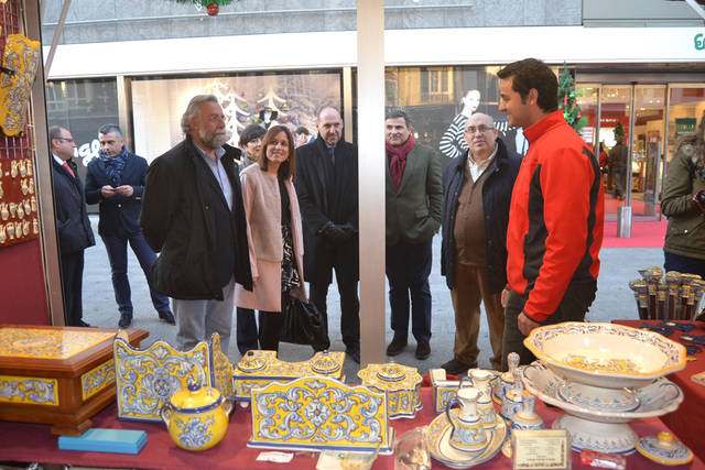 Regalos artesanos en la Feria de la Av. de Toledo