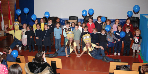 La fiesta infantil para hijos de trabajadores marca el inicio del programa de actos de Navidad en el Hospital de Talavera