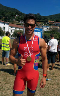 Kike Peces, campeón en el Cuadriatlón de Santoña