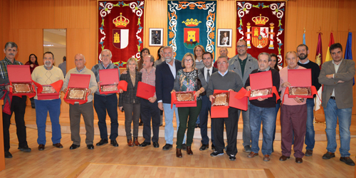 Placas para los jubilados en el Ayuntamiento