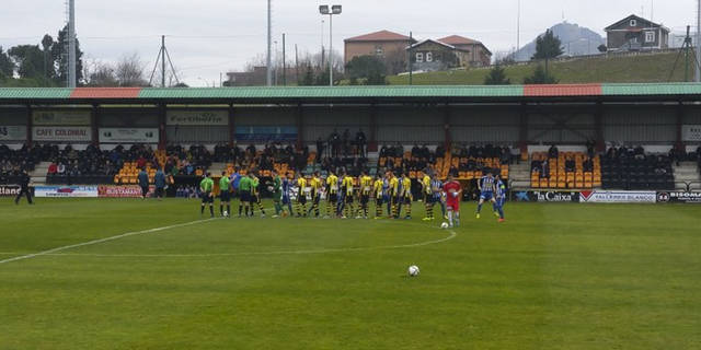 El Talavera se complica la permanencia en Portugalete