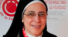 Sor Lucía Caram, la monja mediática que causa sensación con sus controvertidas opiniones