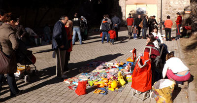 El Ayuntamiento suspende el mercadillo infantil del Mercado de ‘San Jerónimo’