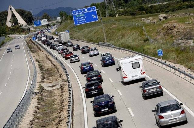 Un accidente deja dos heridos graves en la A-5