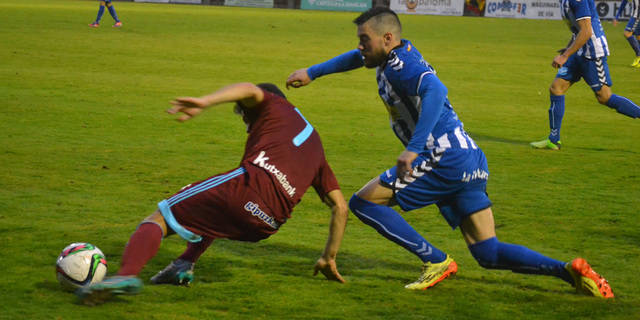 El CF Talavera sale del descenso con juego y goles