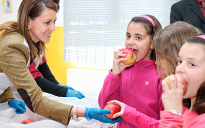 Cospedal anima a los alumnos de la región a que tengan “hábitos de vida saludables y una alimentación sana” 